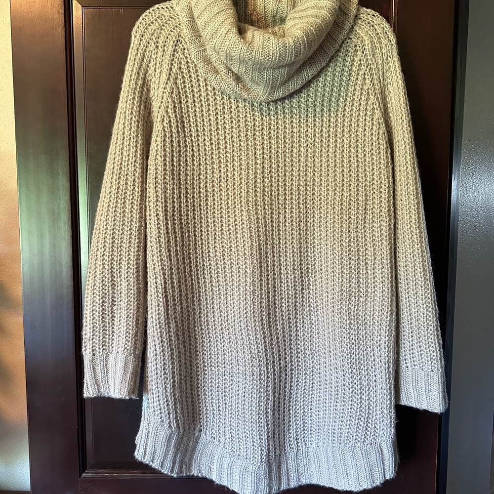 Tunic and Loose fitting Soft and Comfy Sweater!